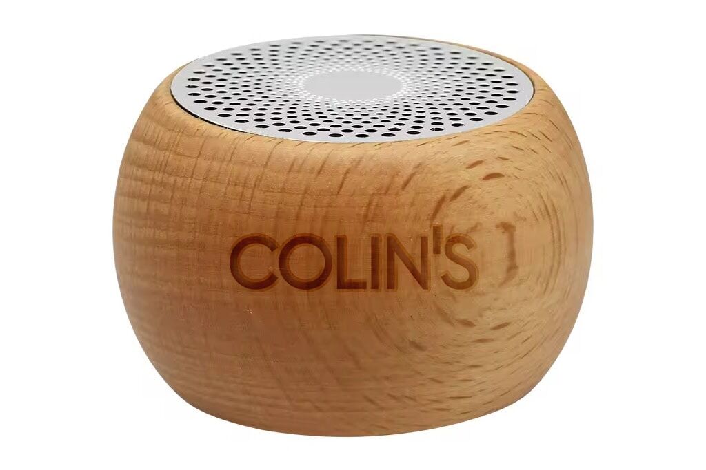 Bluetooth Lautsprecher aus Holz