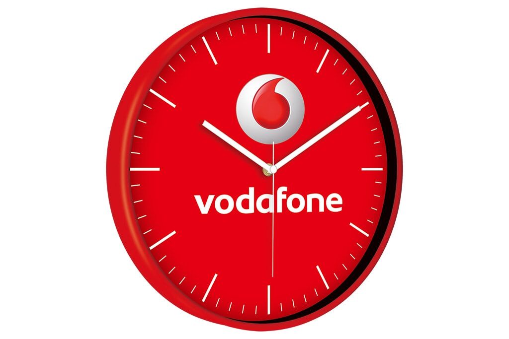 Einfarbige Wanduhr Einfarbige Wanduhr