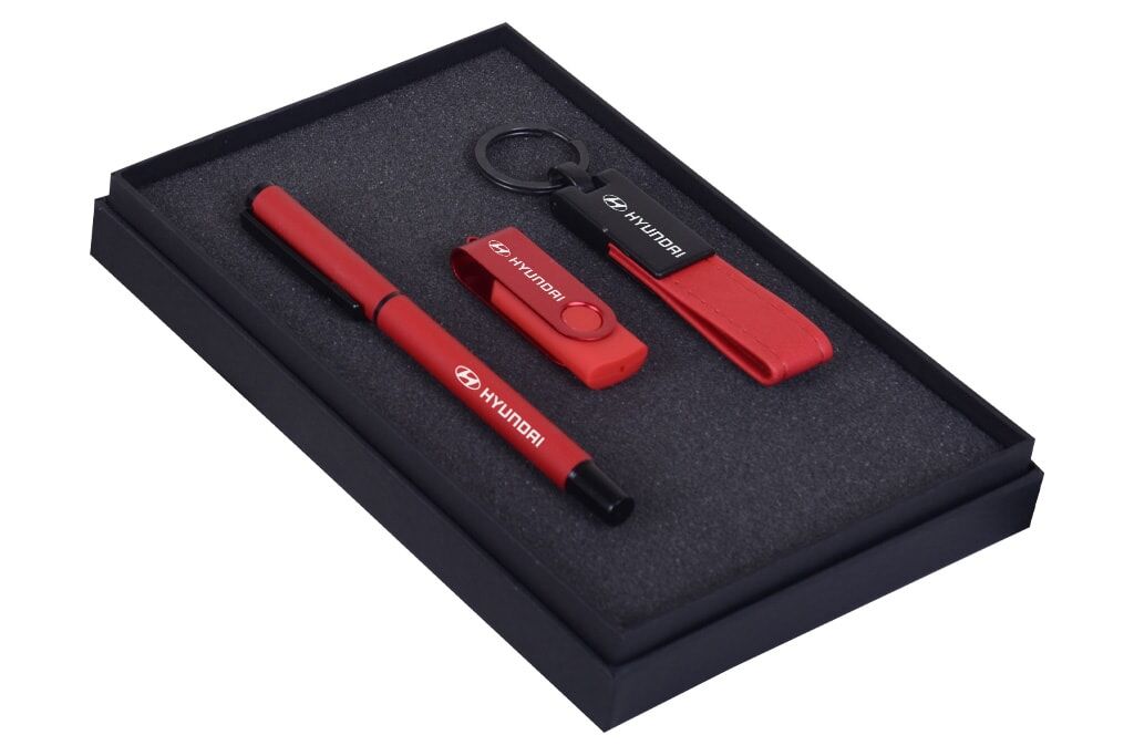 Kugelschreiber, USB-Speicherstick und Schlüsselanhänger Set